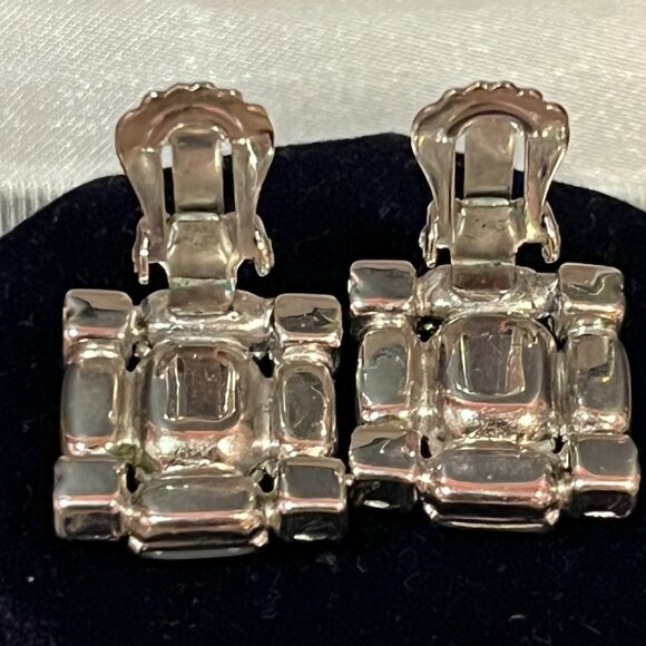 Astra Rhinestone Blue and Moonstone-like Clip Earrings Vintage Signed - Picture 5 of 6